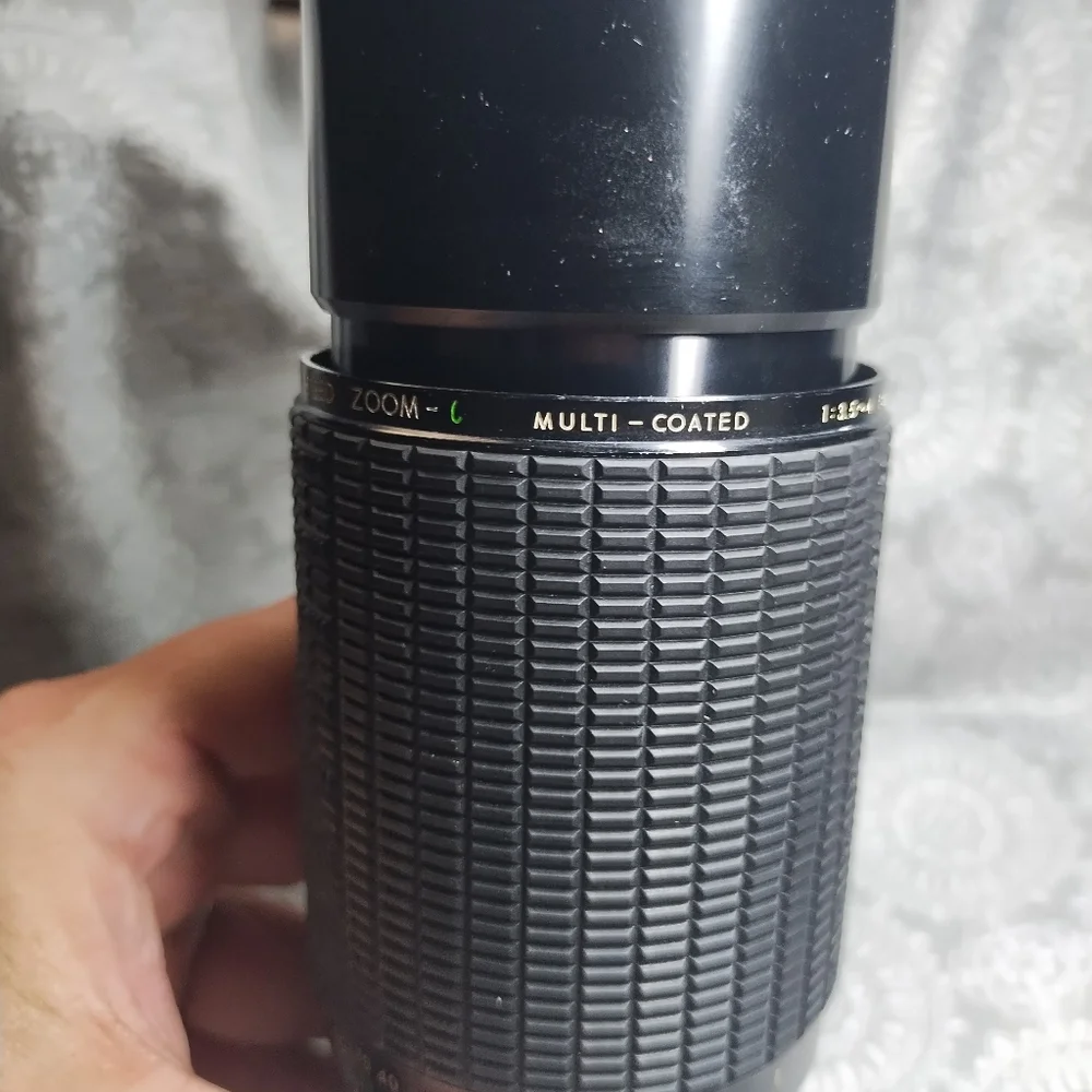 Sigma High-Speed Zoom Multi-Coated Zoom Lens f=1:3.5~4 80~200mm w/ Case